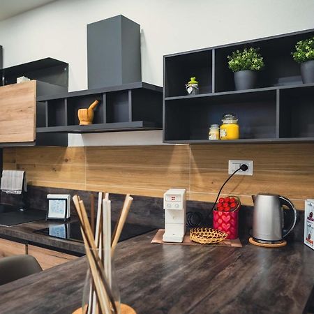 L Arche Comfort & Relax Brown Home Di Via Varesina Milaan Buitenkant foto