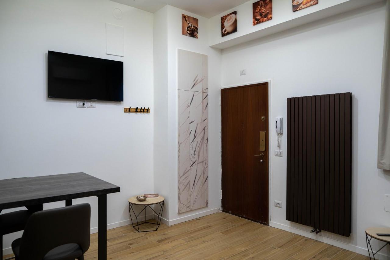 L Arche Comfort & Relax Brown Home Di Via Varesina Milaan Buitenkant foto