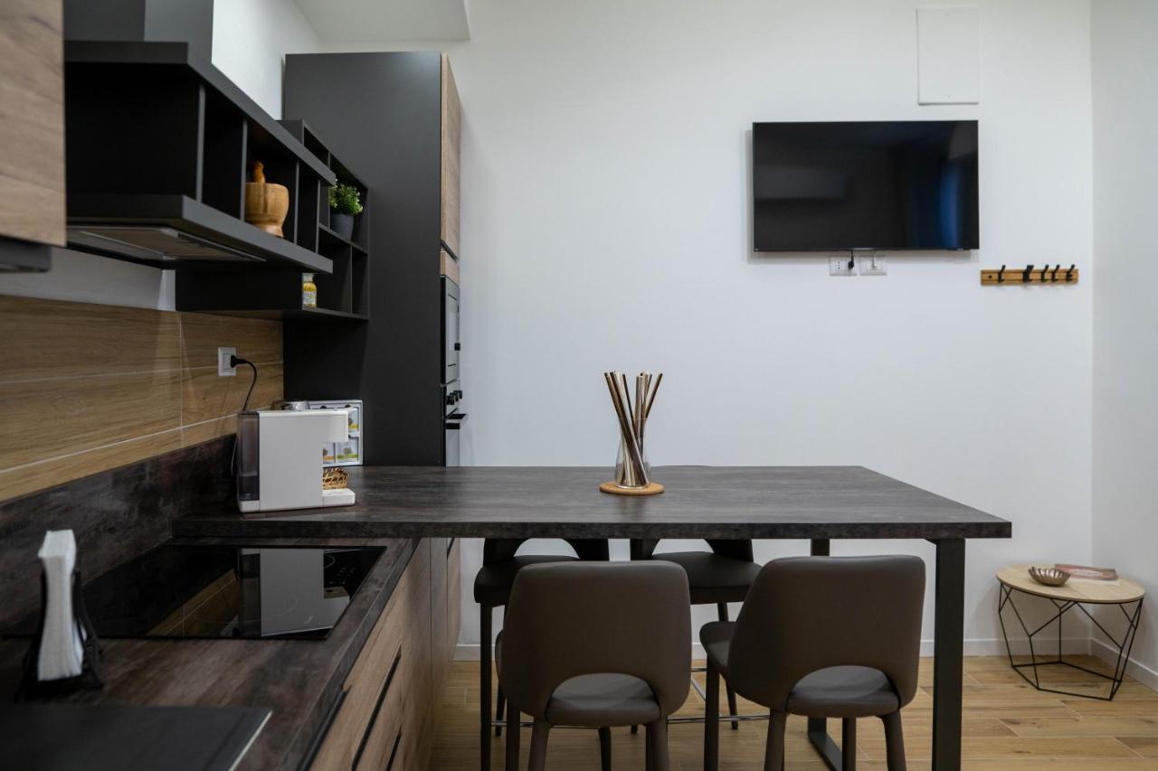 L Arche Comfort & Relax Brown Home Di Via Varesina Milaan Buitenkant foto