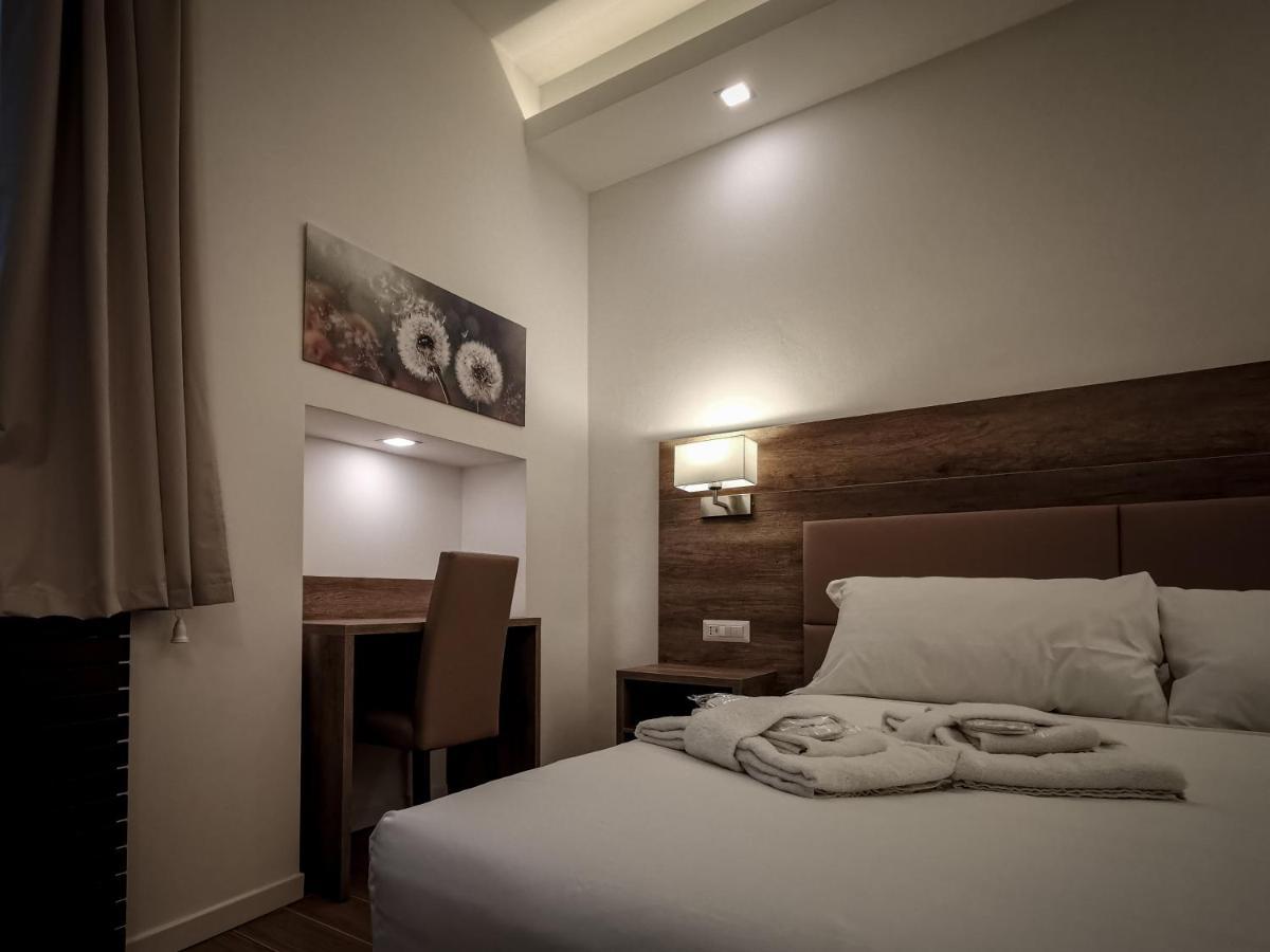 L Arche Comfort & Relax Brown Home Di Via Varesina Milaan Buitenkant foto