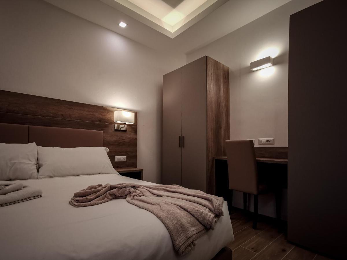 L Arche Comfort & Relax Brown Home Di Via Varesina Milaan Buitenkant foto
